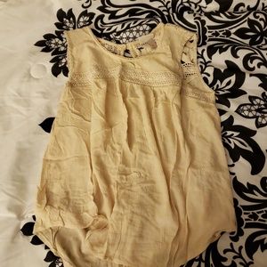 Never worn flowy dusty rose tank top